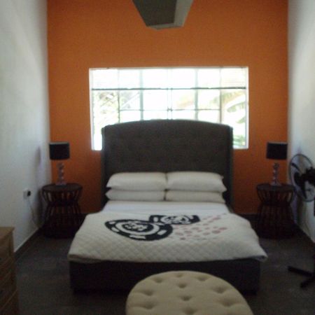 Big Red'S Hotel Bull Savanna Bagian luar foto