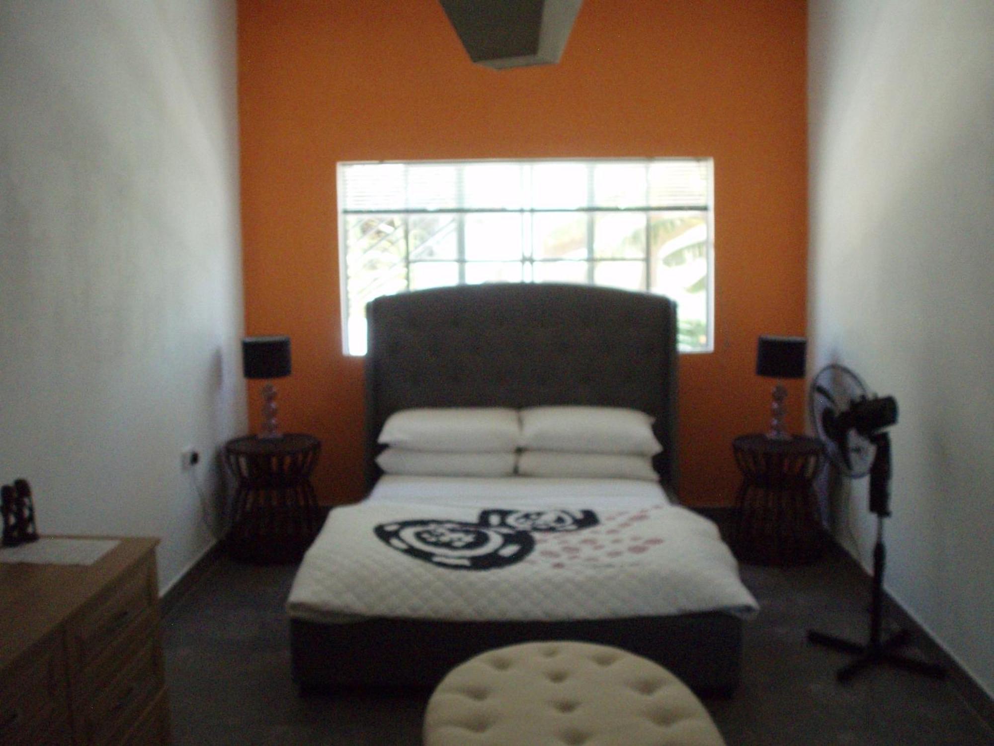 Big Red'S Hotel Bull Savanna Bagian luar foto